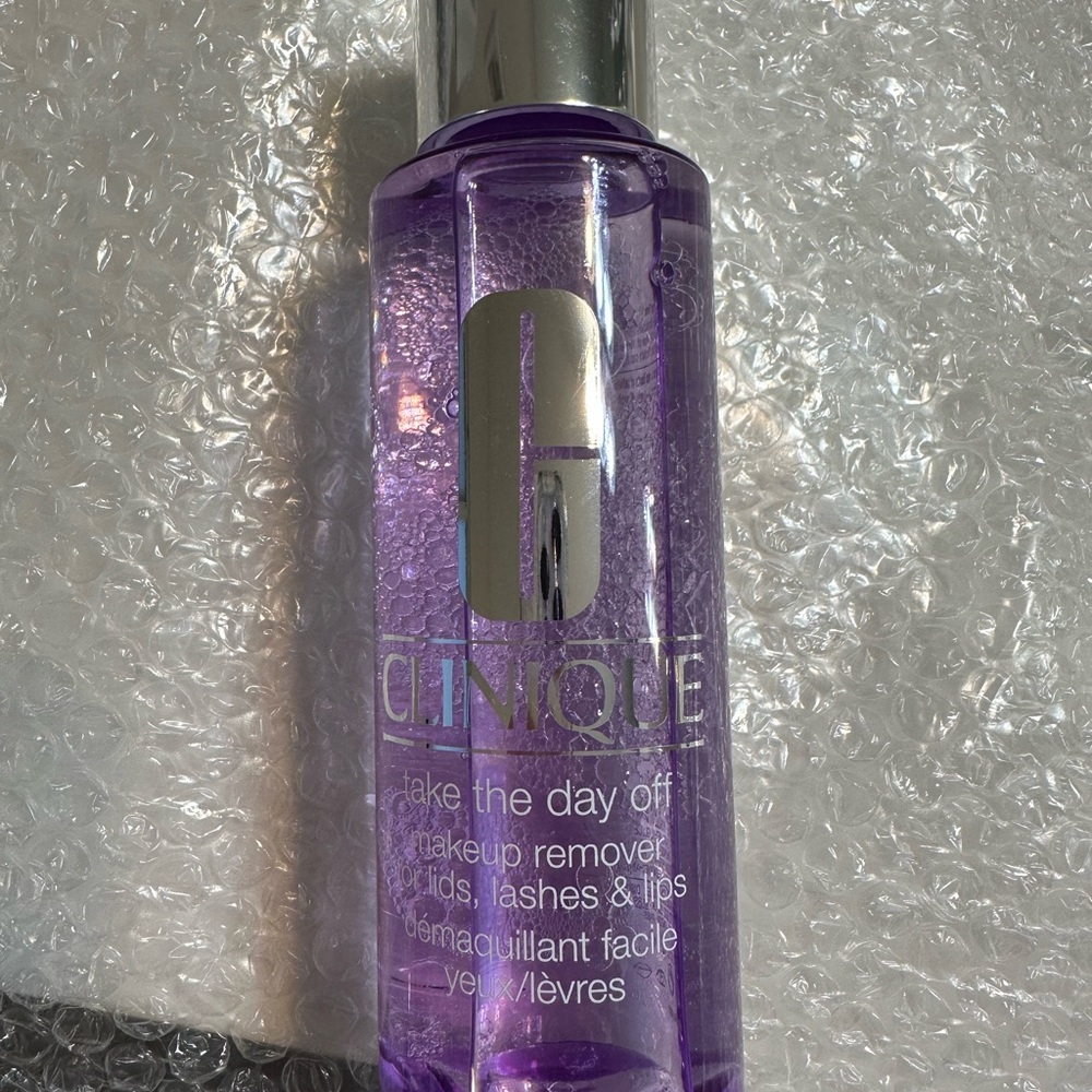 Clinique Makeup Remover - take the day off